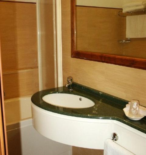 Triple Room,63067228:JPEG