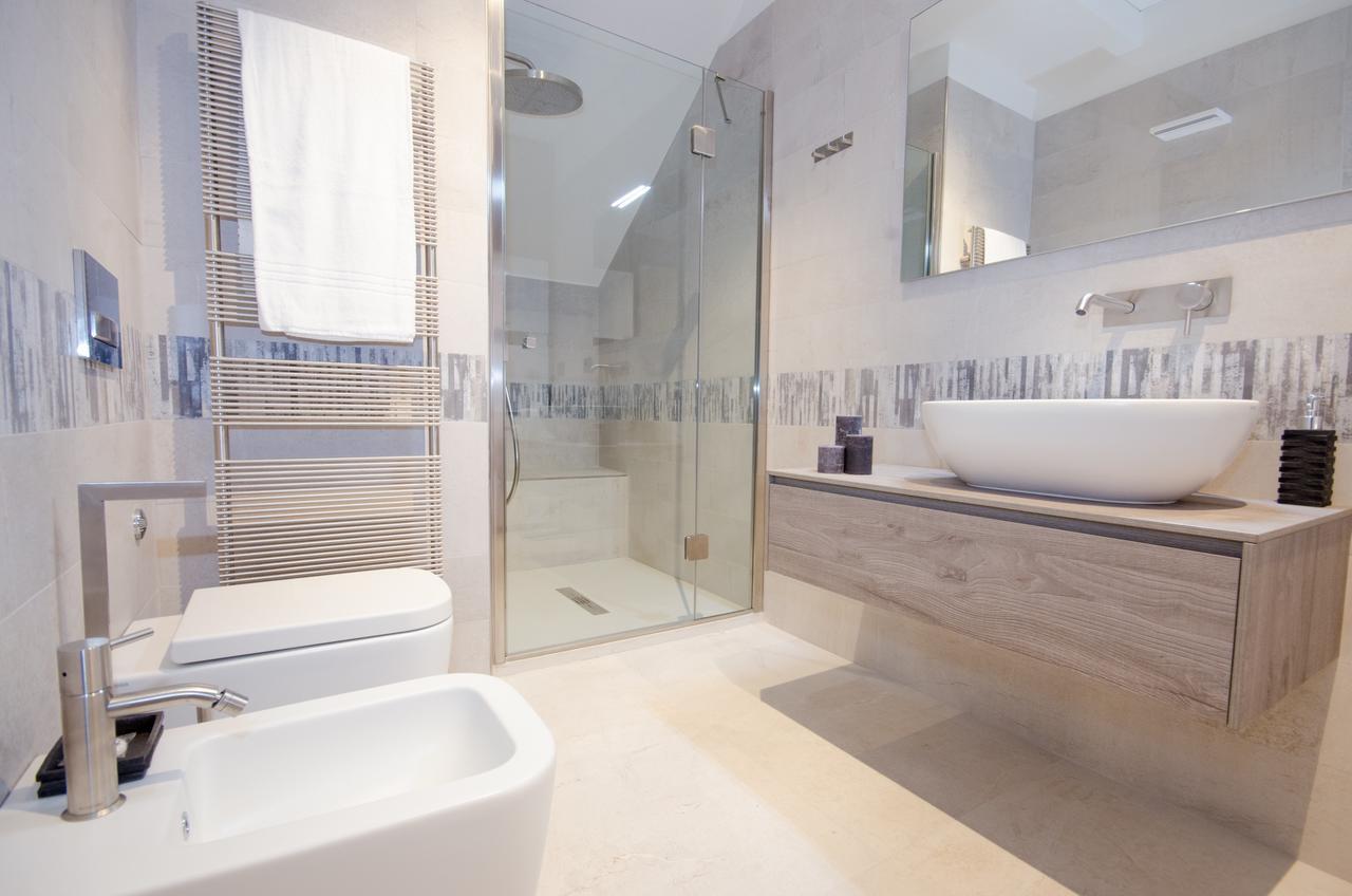 Large Double or Twin Room