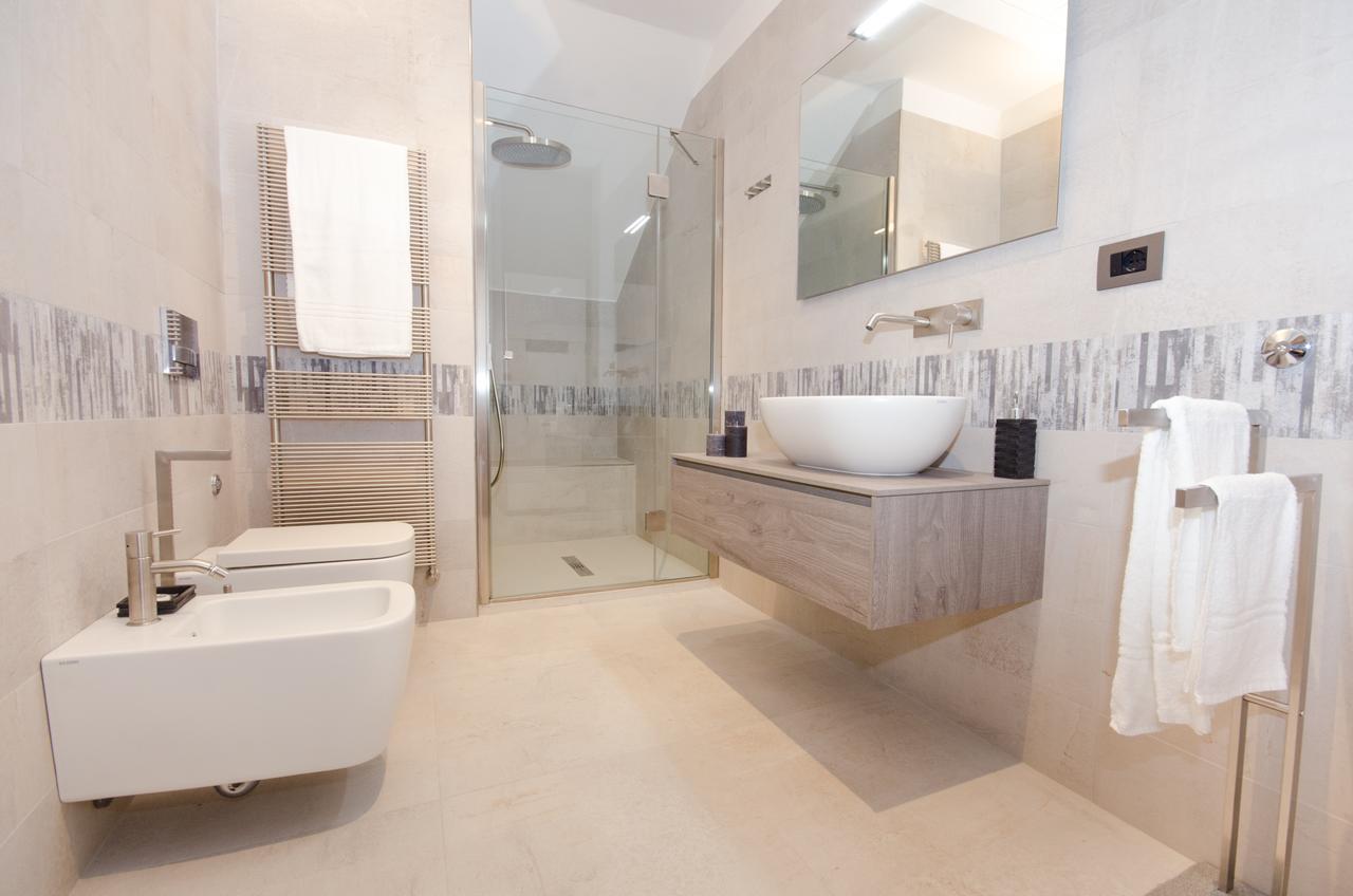 Large Double or Twin Room