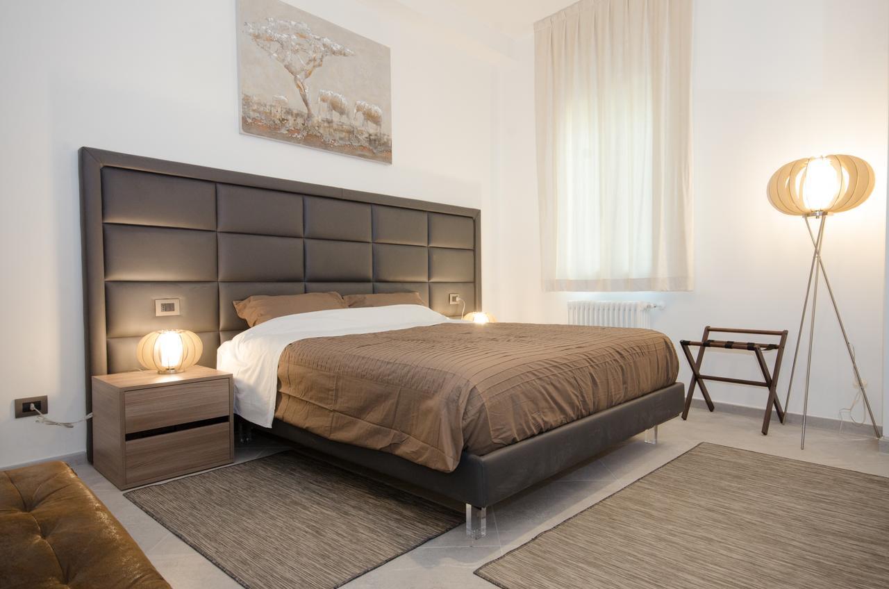 Large Double or Twin Room