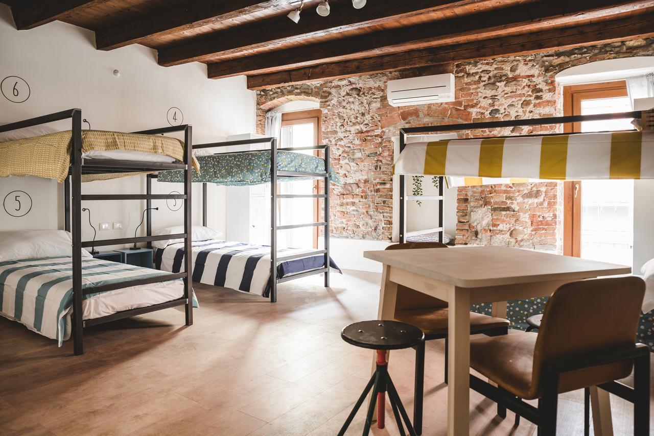 Bed 6-Bed Mixed Dormitory Room