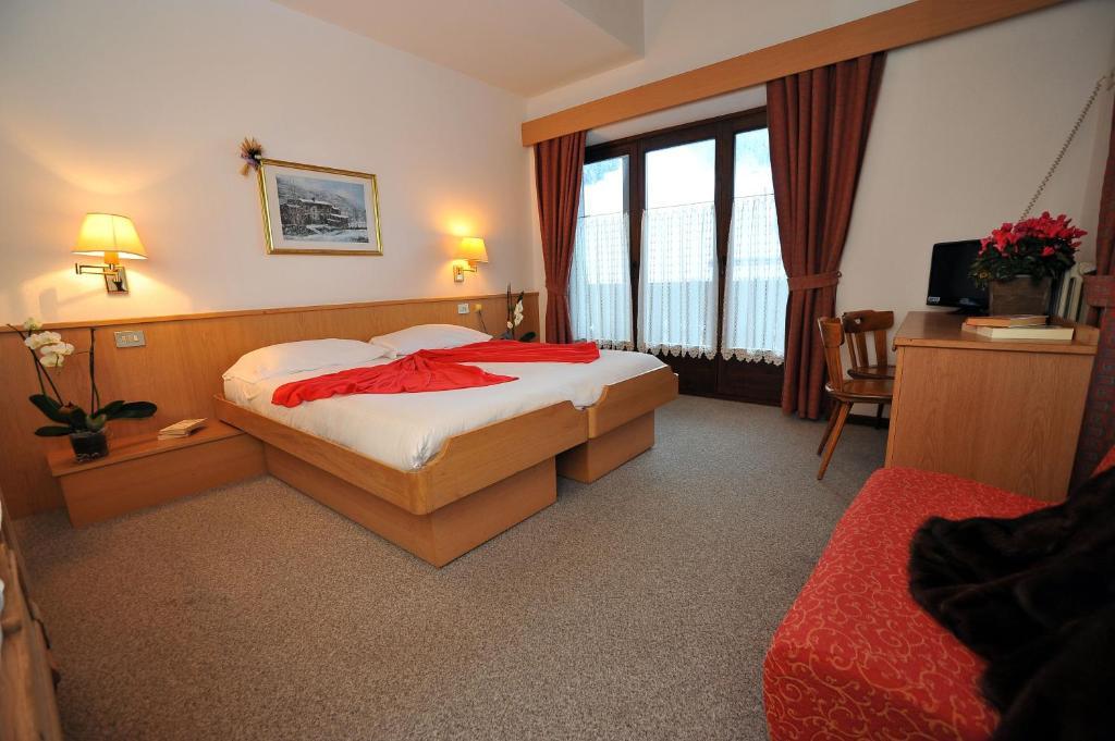 Double or Twin Room,63112849:JPEG