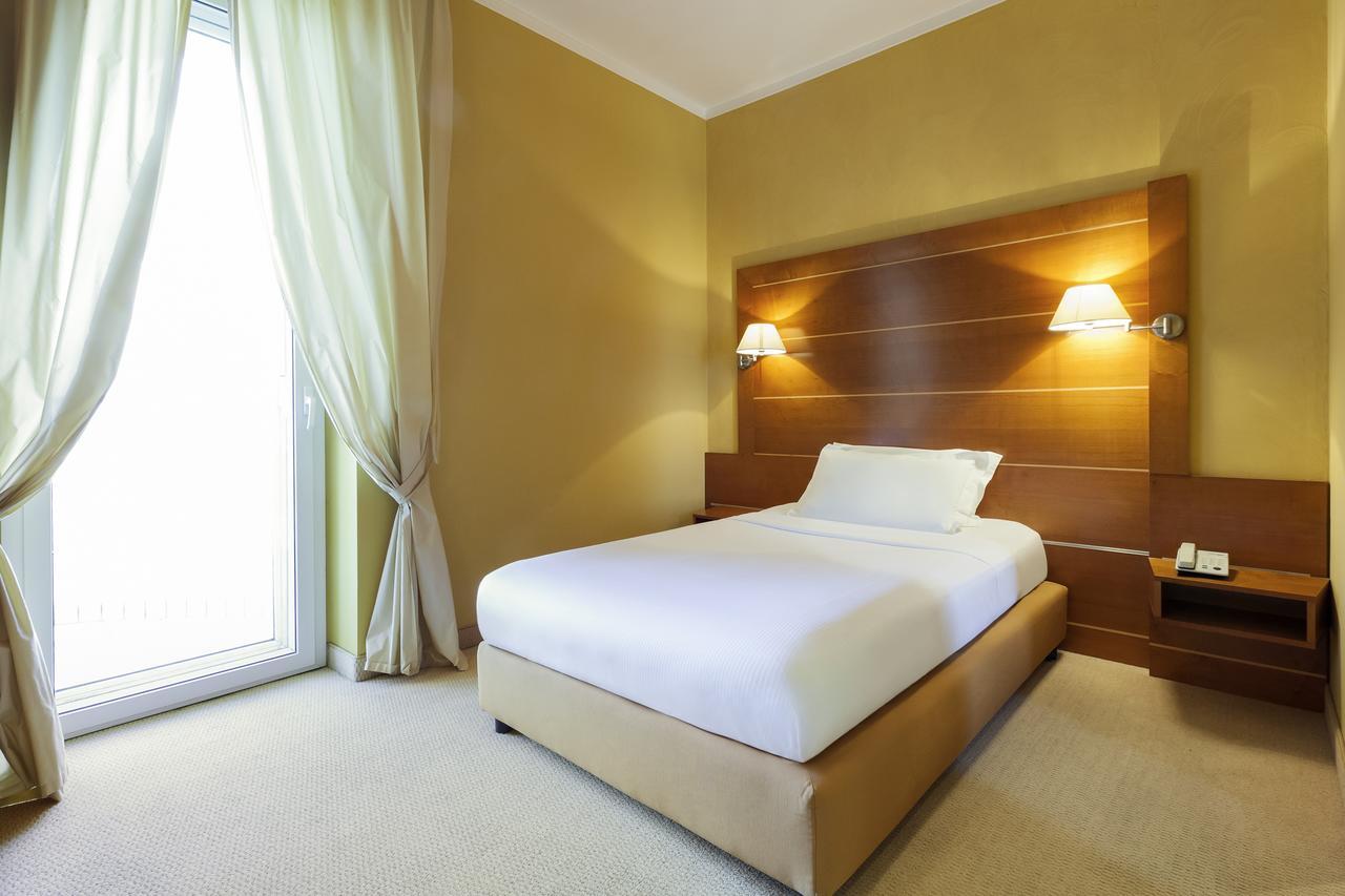 Quarto Individual Standard