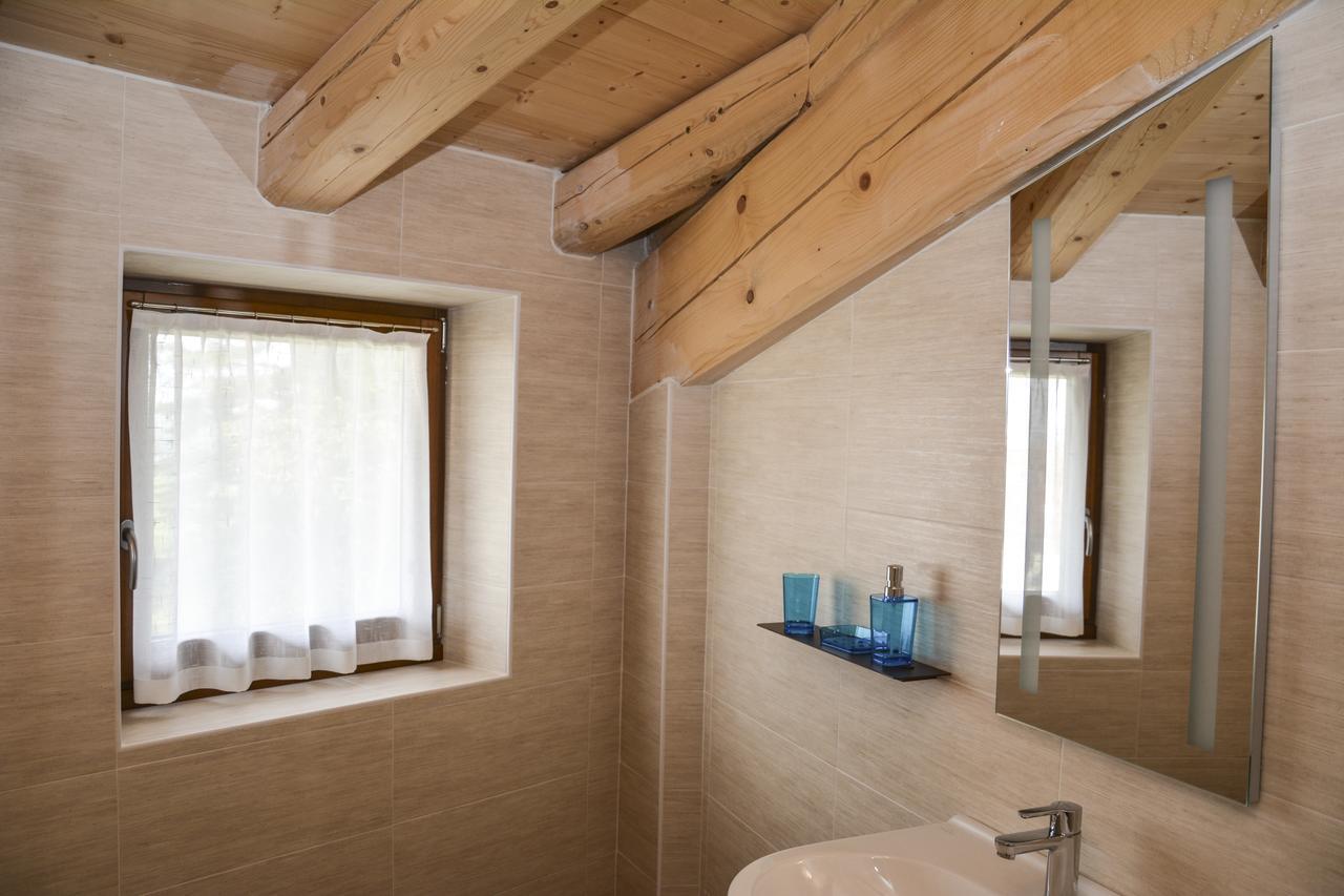 Double Room Private Bathroom