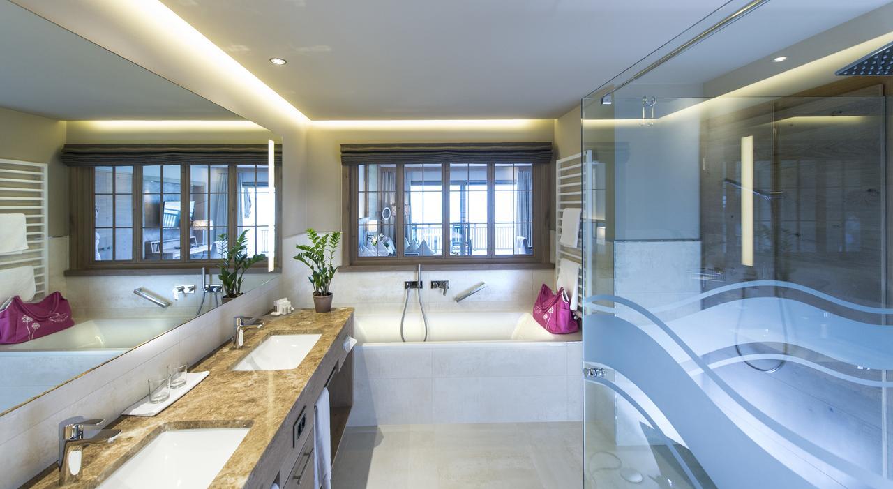Superior King Suite