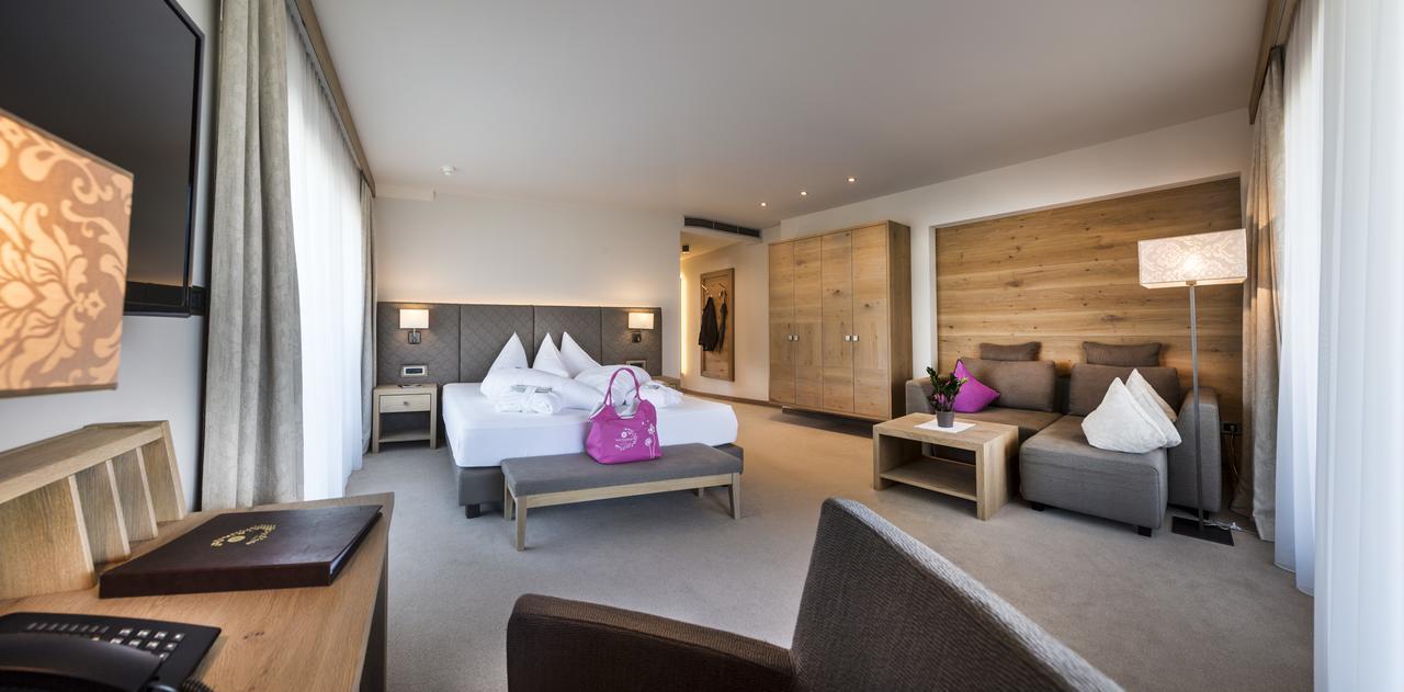 Superior King Suite