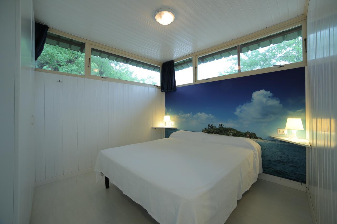 Bungalow,640767729:JPEG