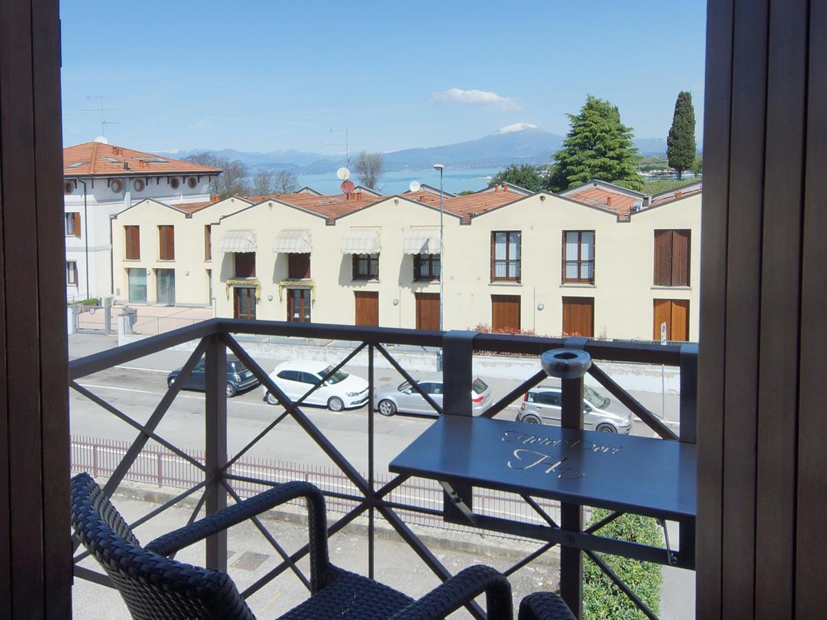 Double Room Lake View