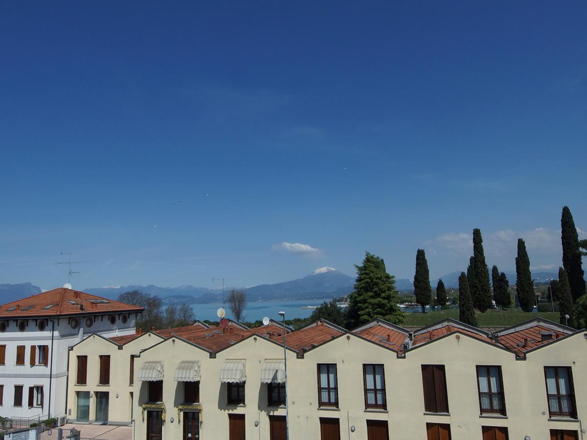 Double Room Lake View