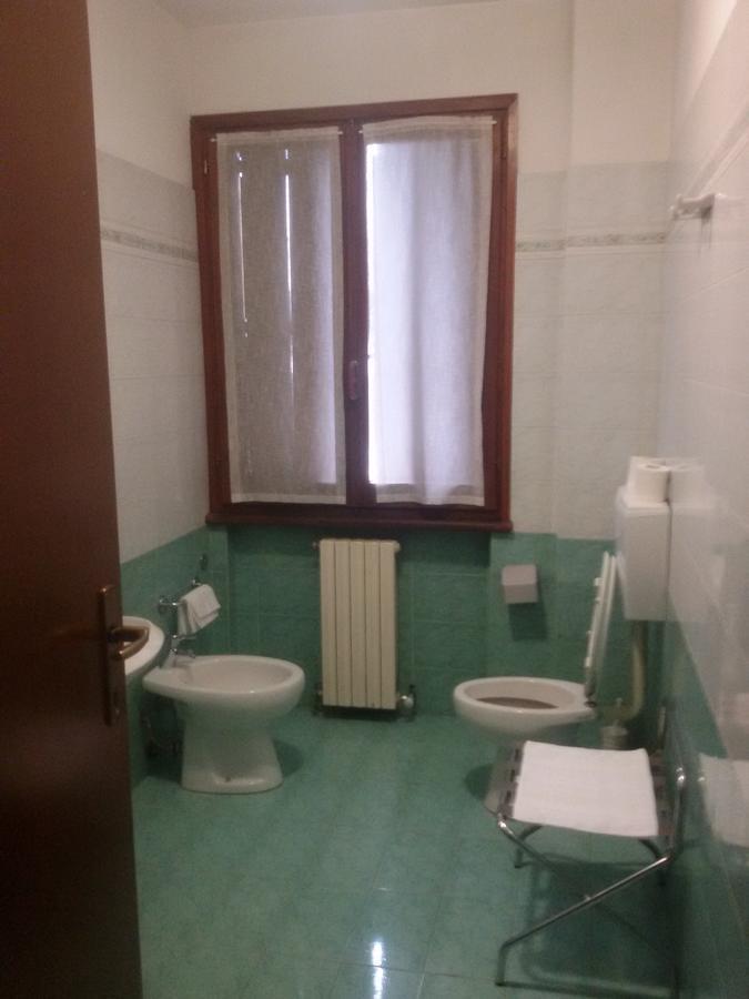 Camera Doppia con Letti Singoli