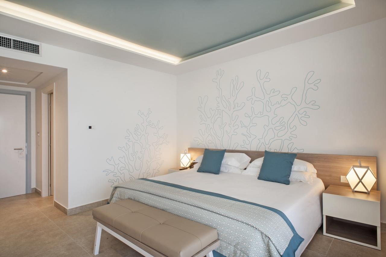 Quadruple Room,661975491:JPEG