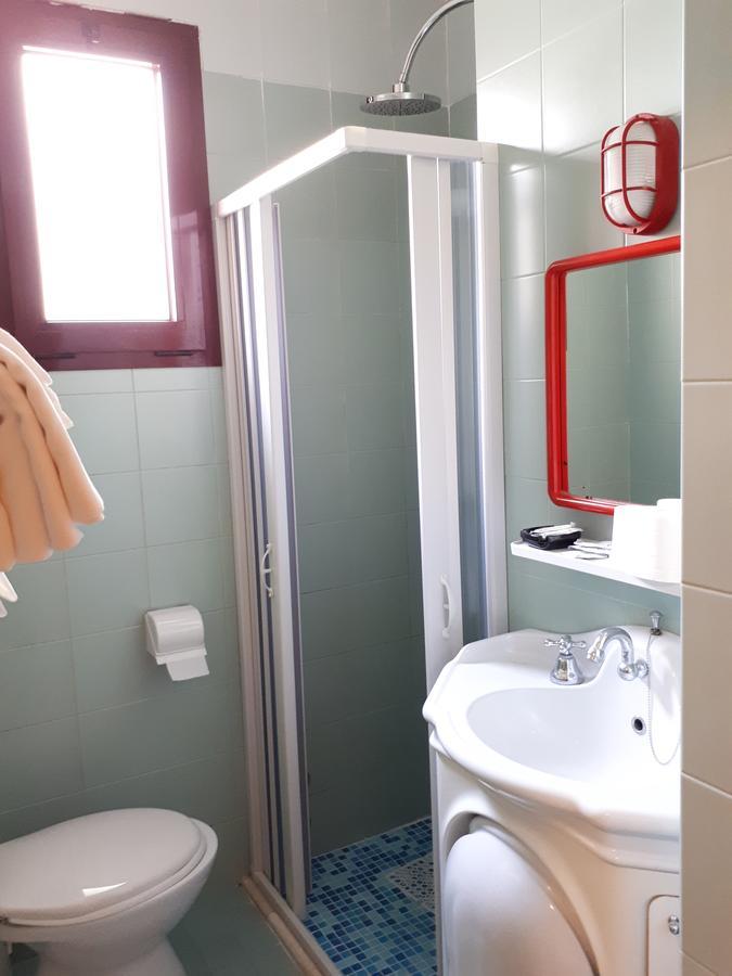 Double Room Private Bathroom,720861898:JPEG