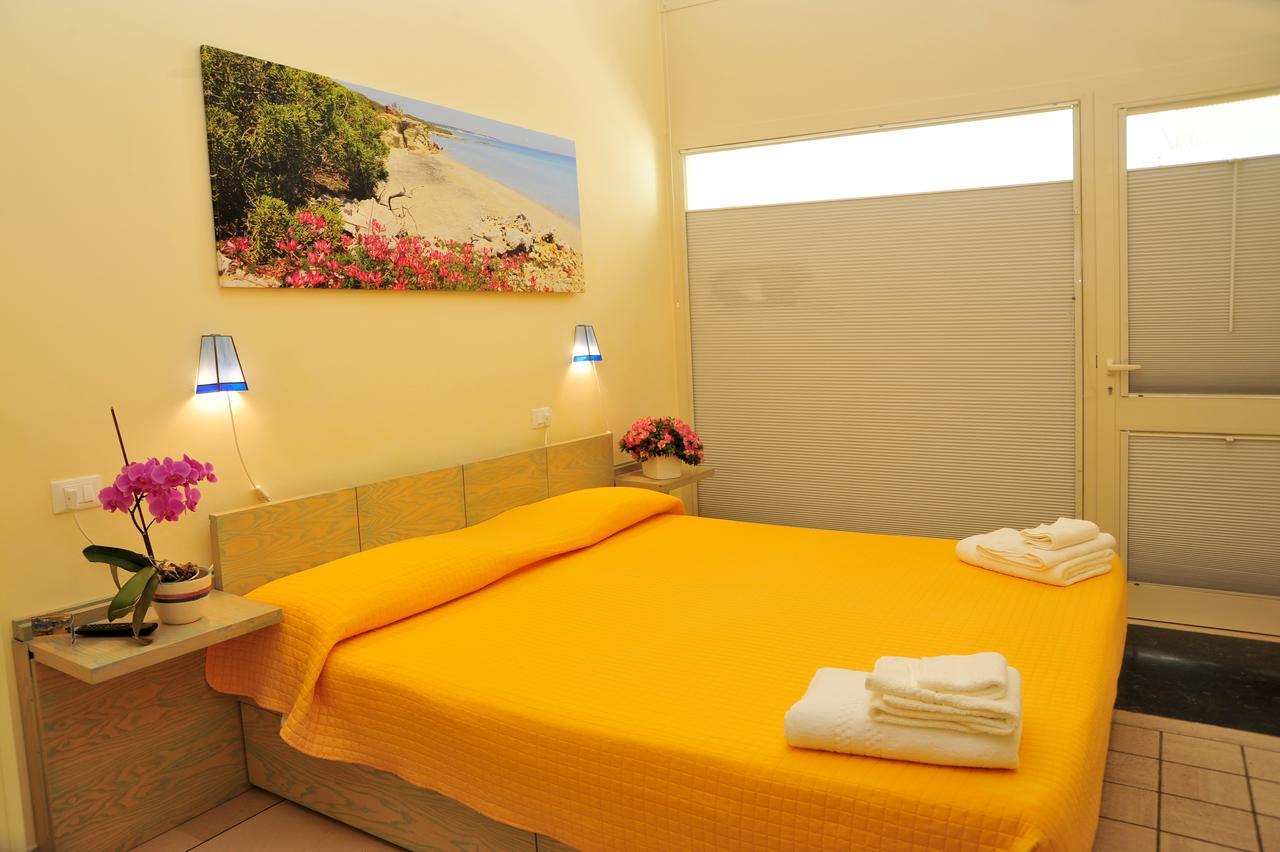 Double or Twin Room Kitchenette