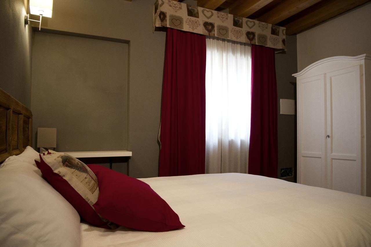 Double or Twin Room Disability Access