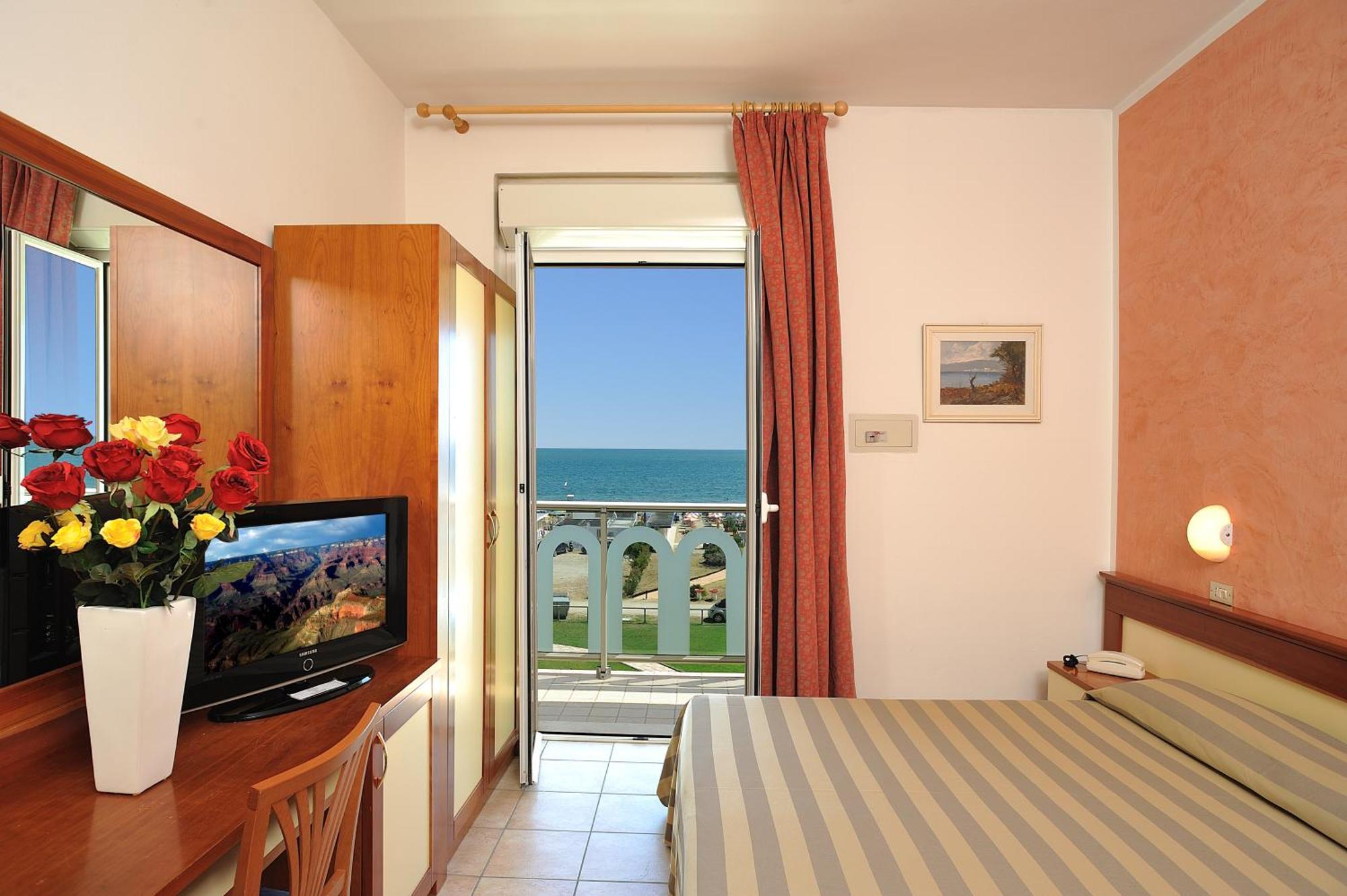 Double Room Sea View Beach,720842101:JPEG