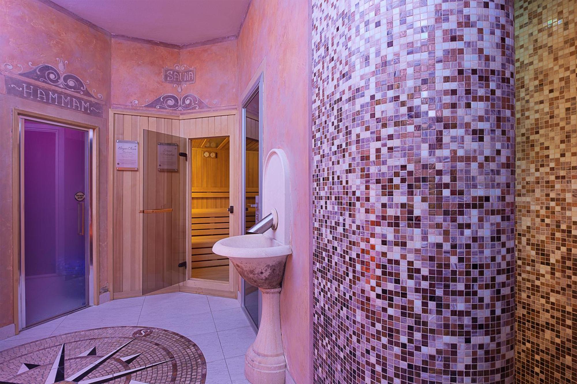 Economy Double or Twin Room