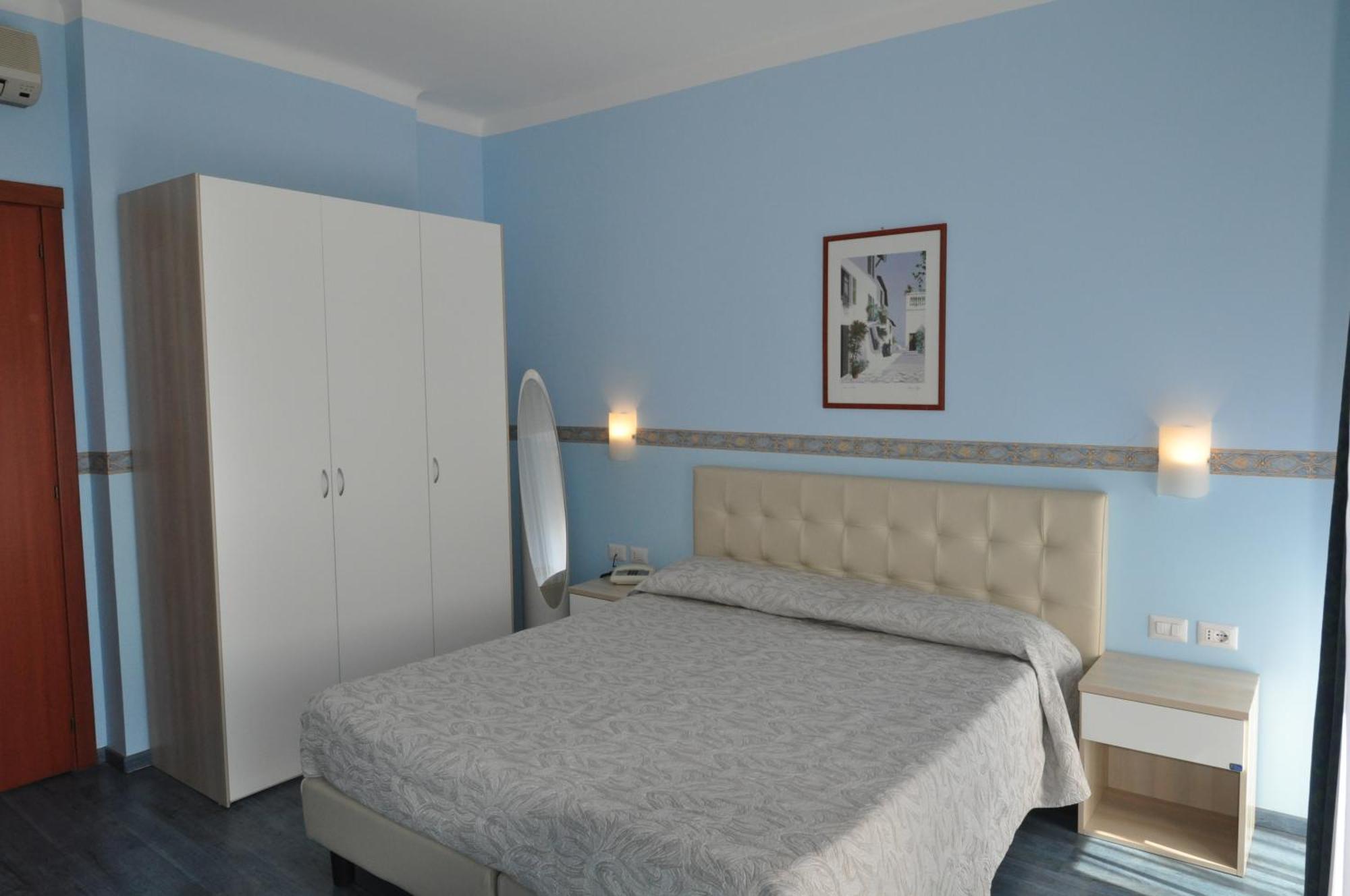 Double or Twin Room Balcony Sea View