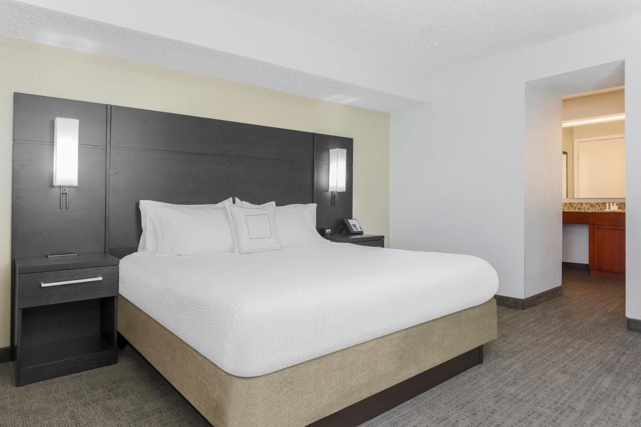 Double or Twin Room Mountain View