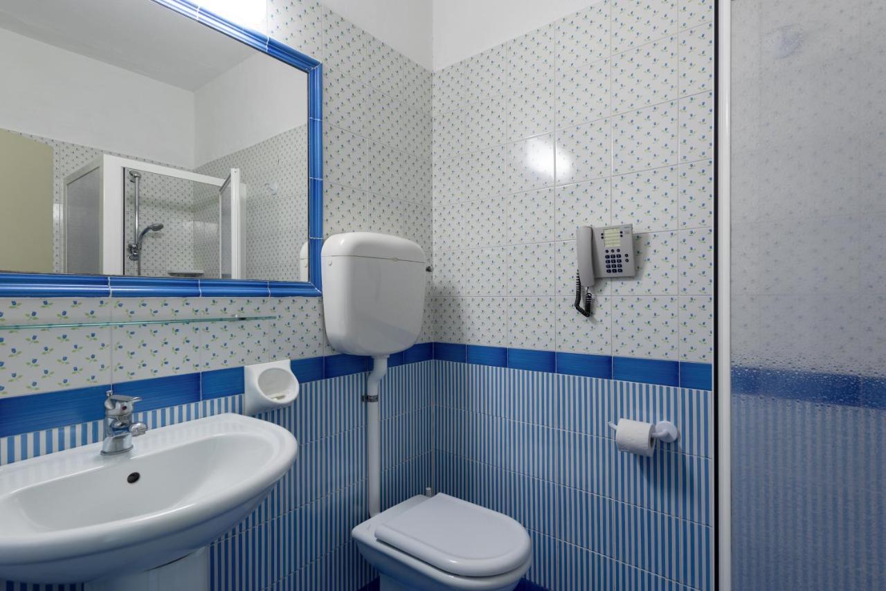 Studio Apartment Split Level,1274676859:JPEG