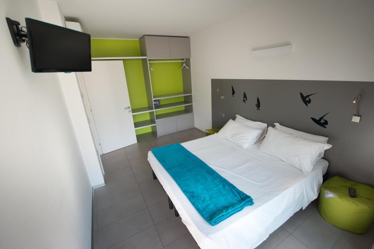 Marina Side Apartment