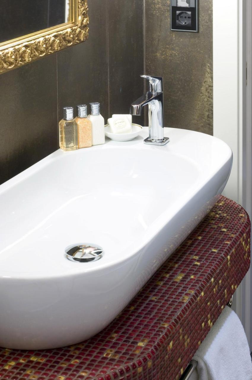 Superior Double Room with Shower