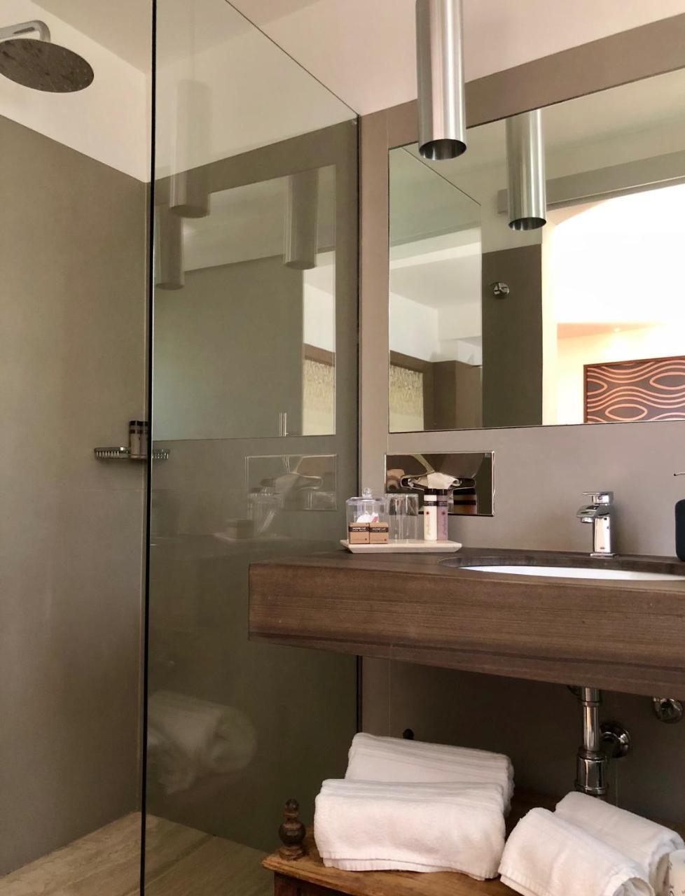 Deluxe Double or Twin Room Spa Bath