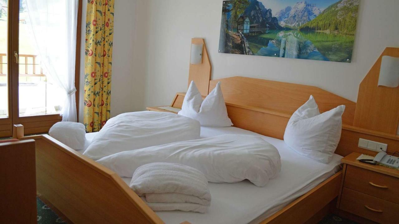 Superior Double or Twin Room Mountain View