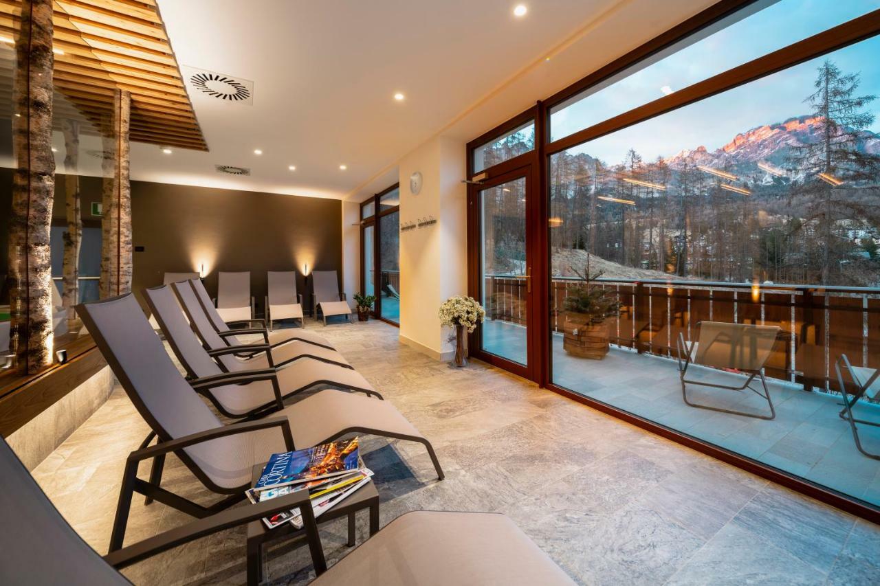 Double or Twin Room Alpina Balcony View