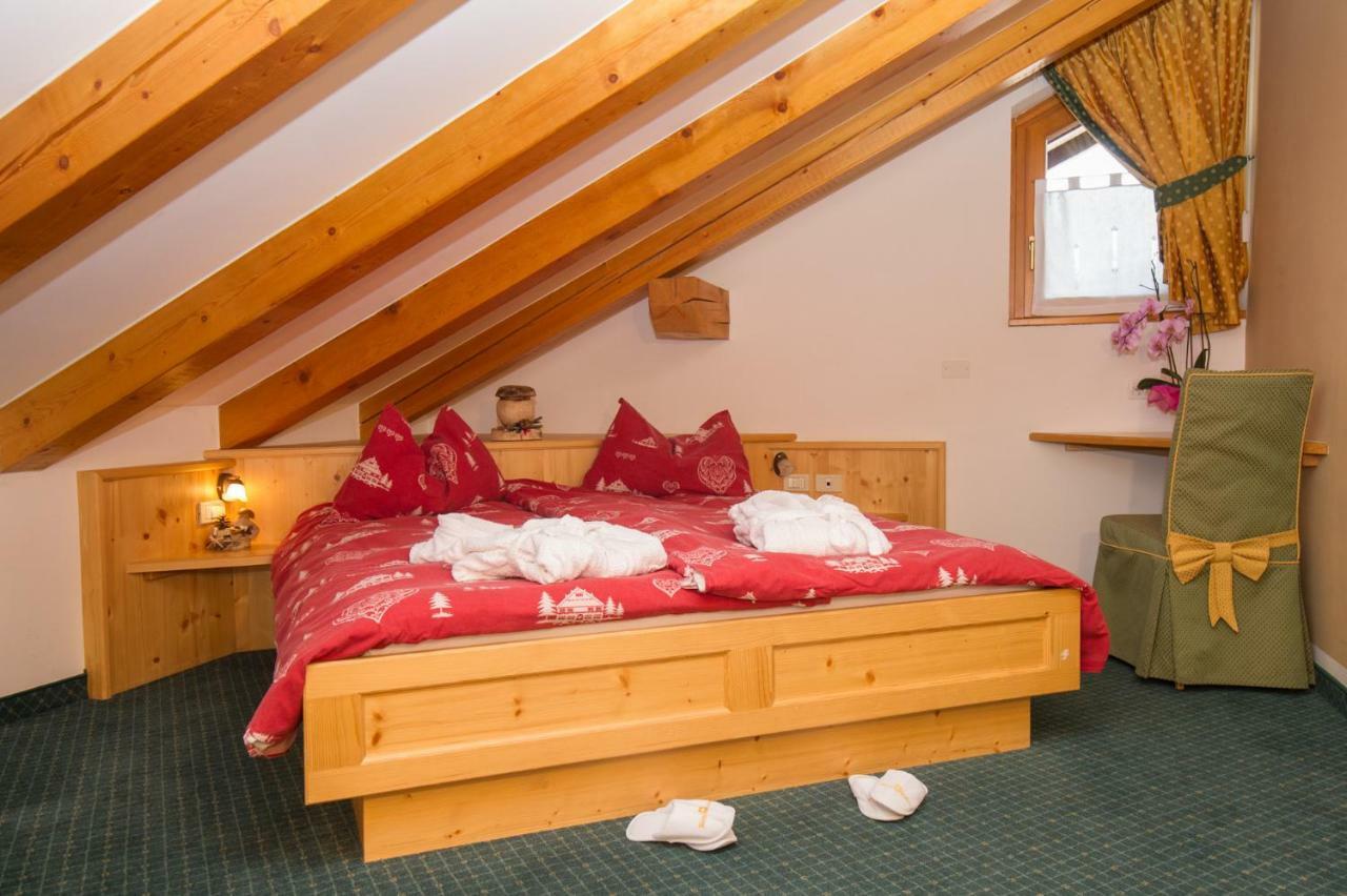 Double or Twin Room Balcony