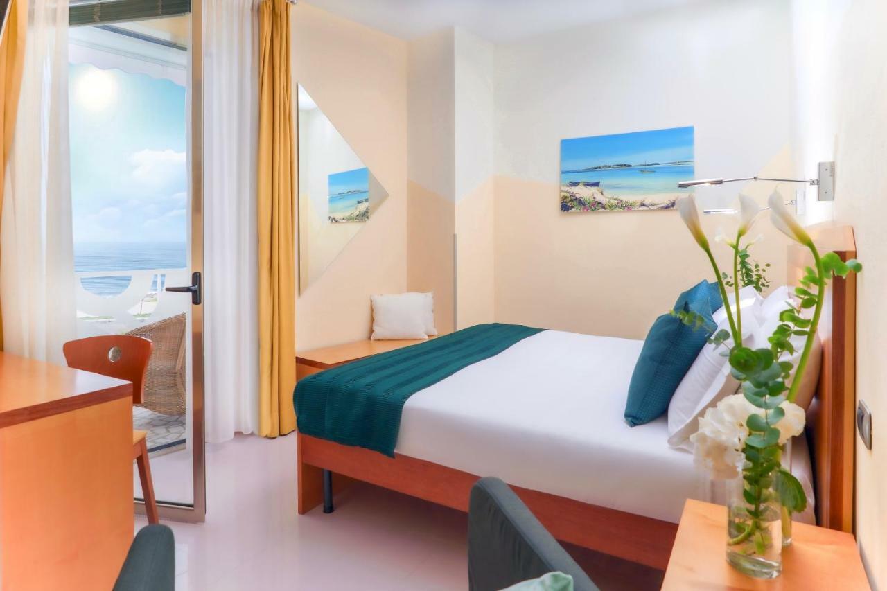 Superior Double Room Balcony Sea View
