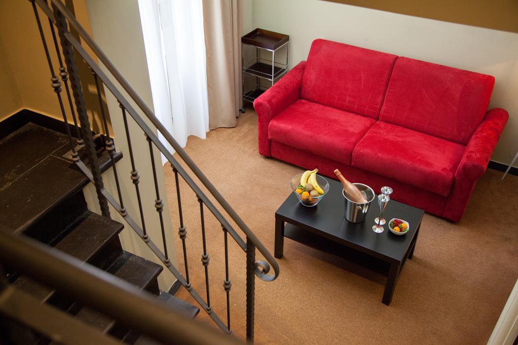 Quadruple Room Split Level