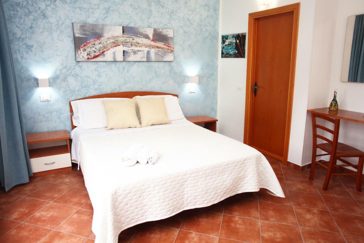 Triple Room Private Bathroom
