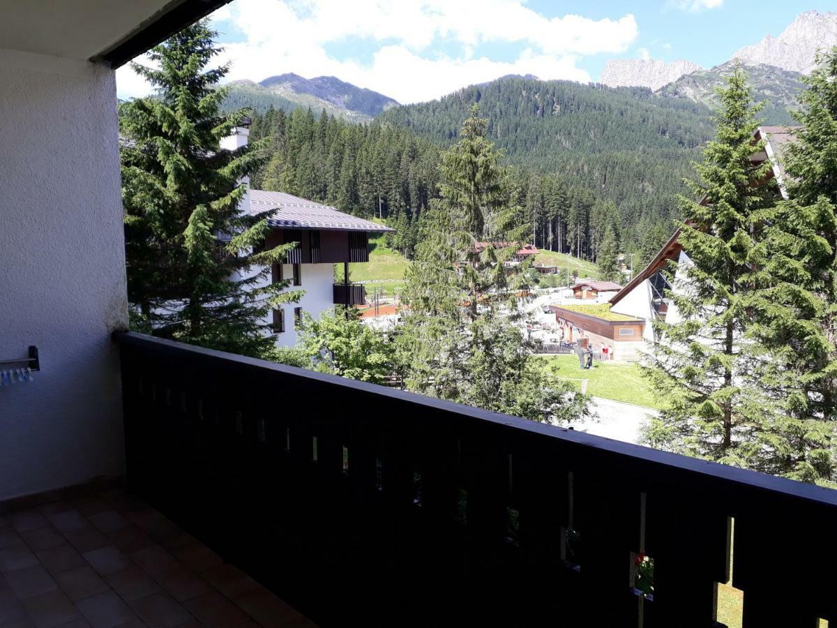 Studio Balcony