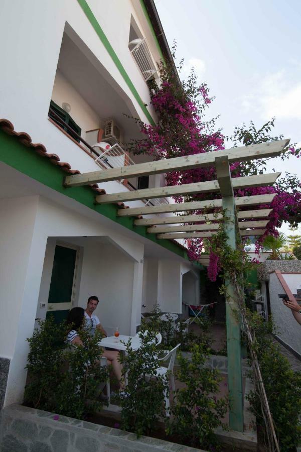 Familienzimmer mit Terrasse