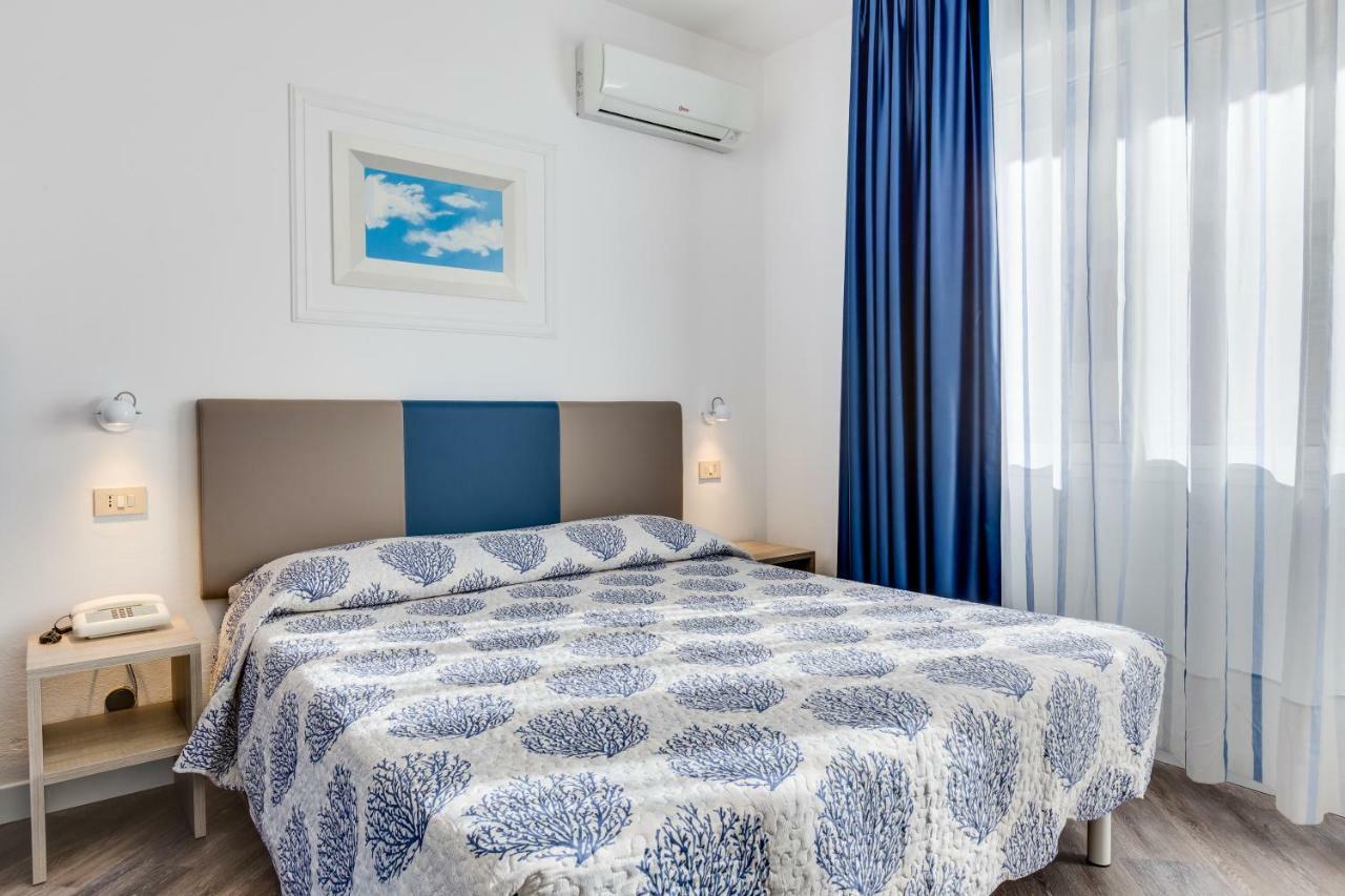 Comfort Triple Room City View