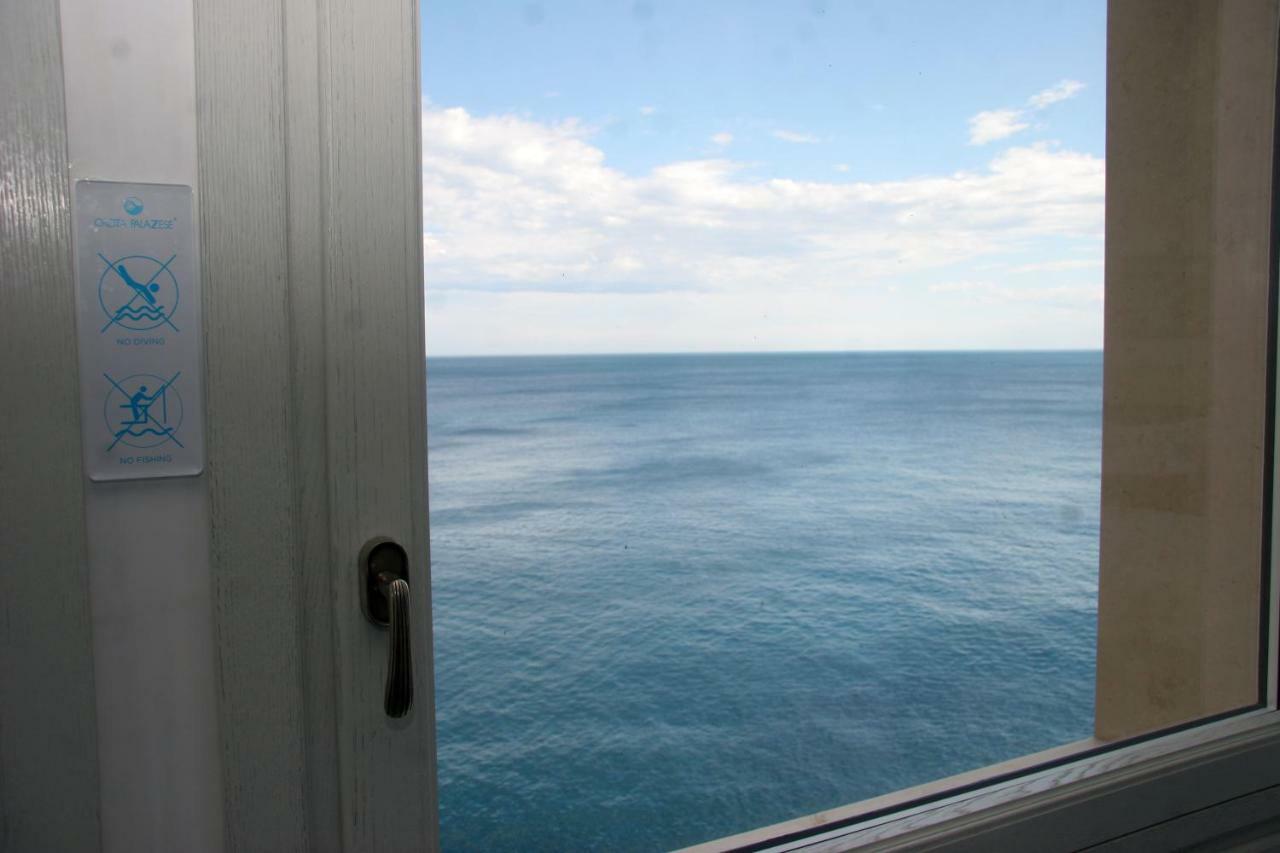 Deluxe Room Sea View