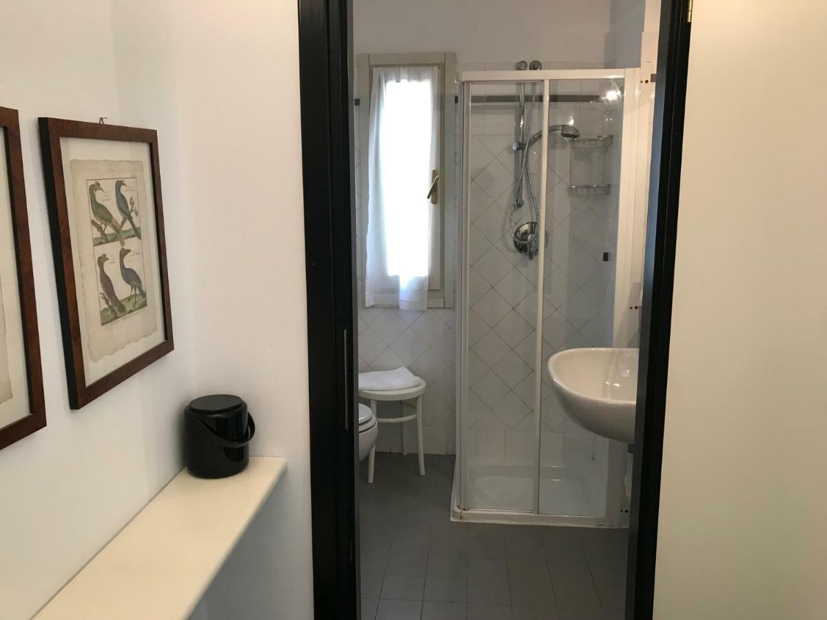 Standard Double or Twin Room,1147280053:JPEG