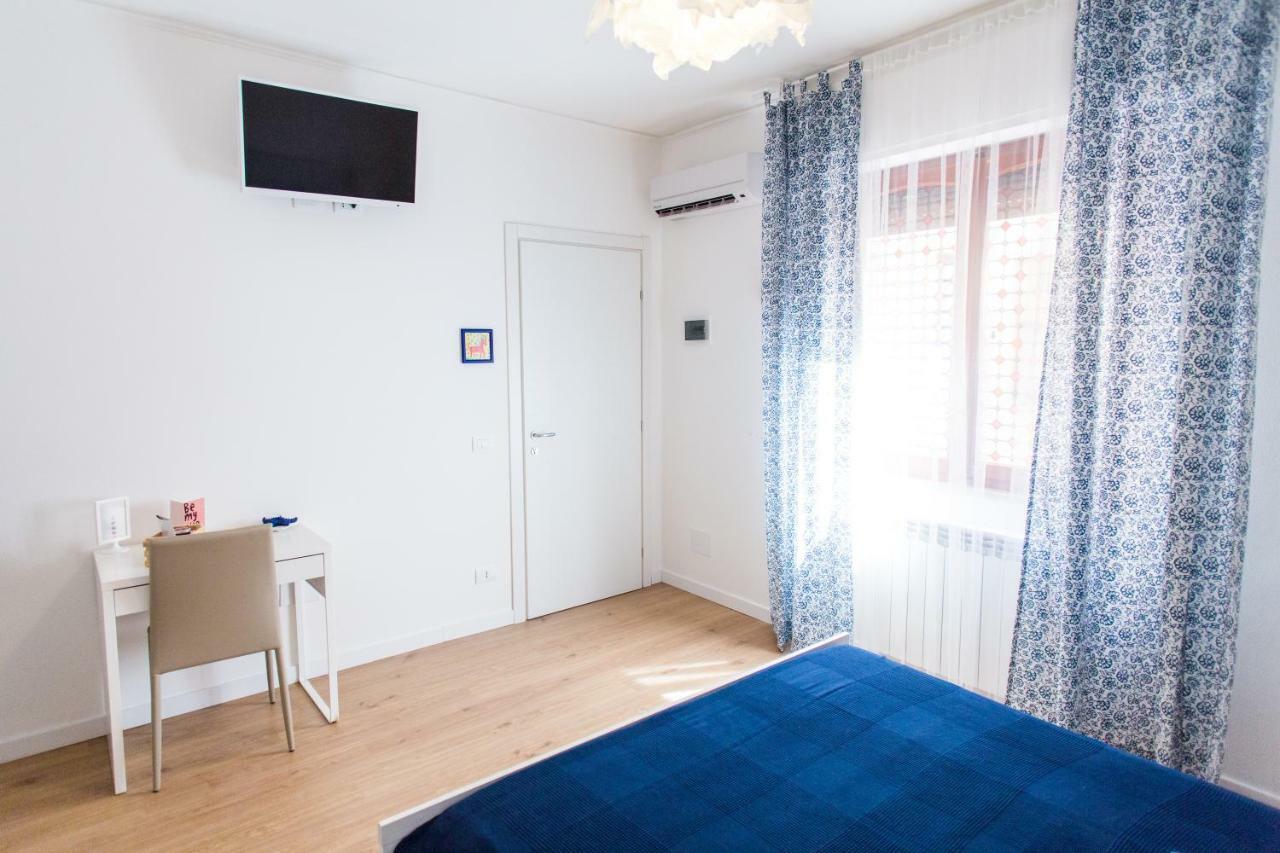 Double Room Private External Bathroom