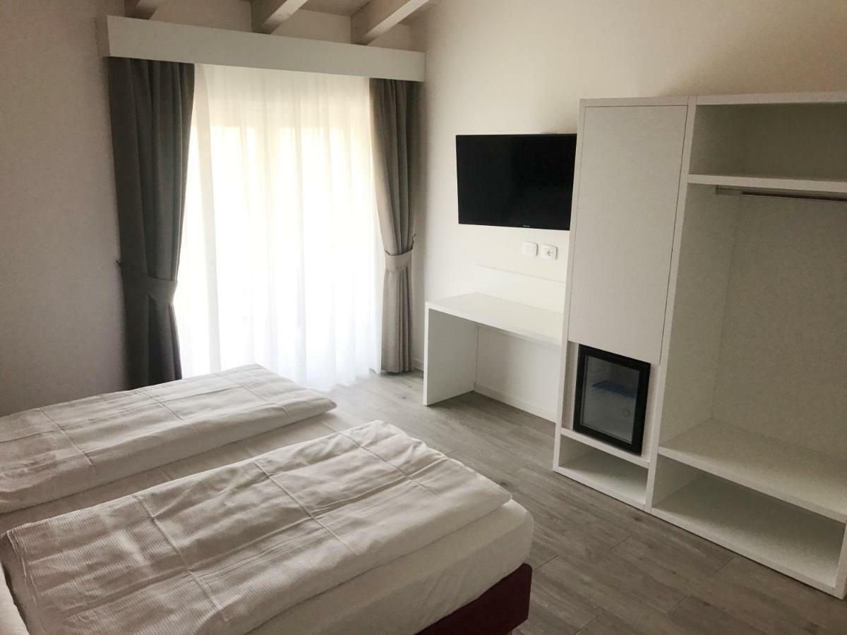 Standard Doppel-/Zweibettzimmer mit Balkon
