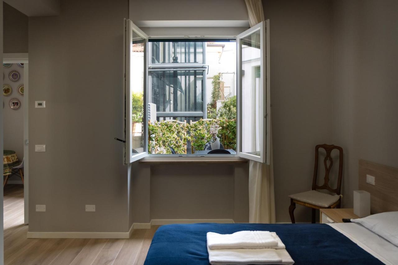 One-Bedroom Apartment Terrace
