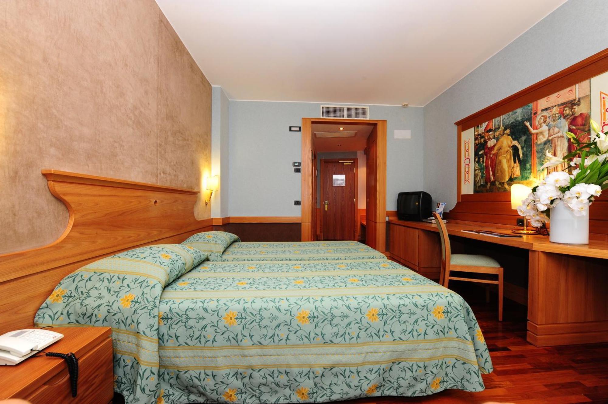 Superior Triple Room