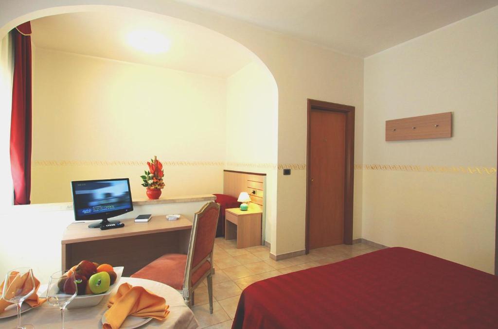 Quadruple Room,171603867:JPEG