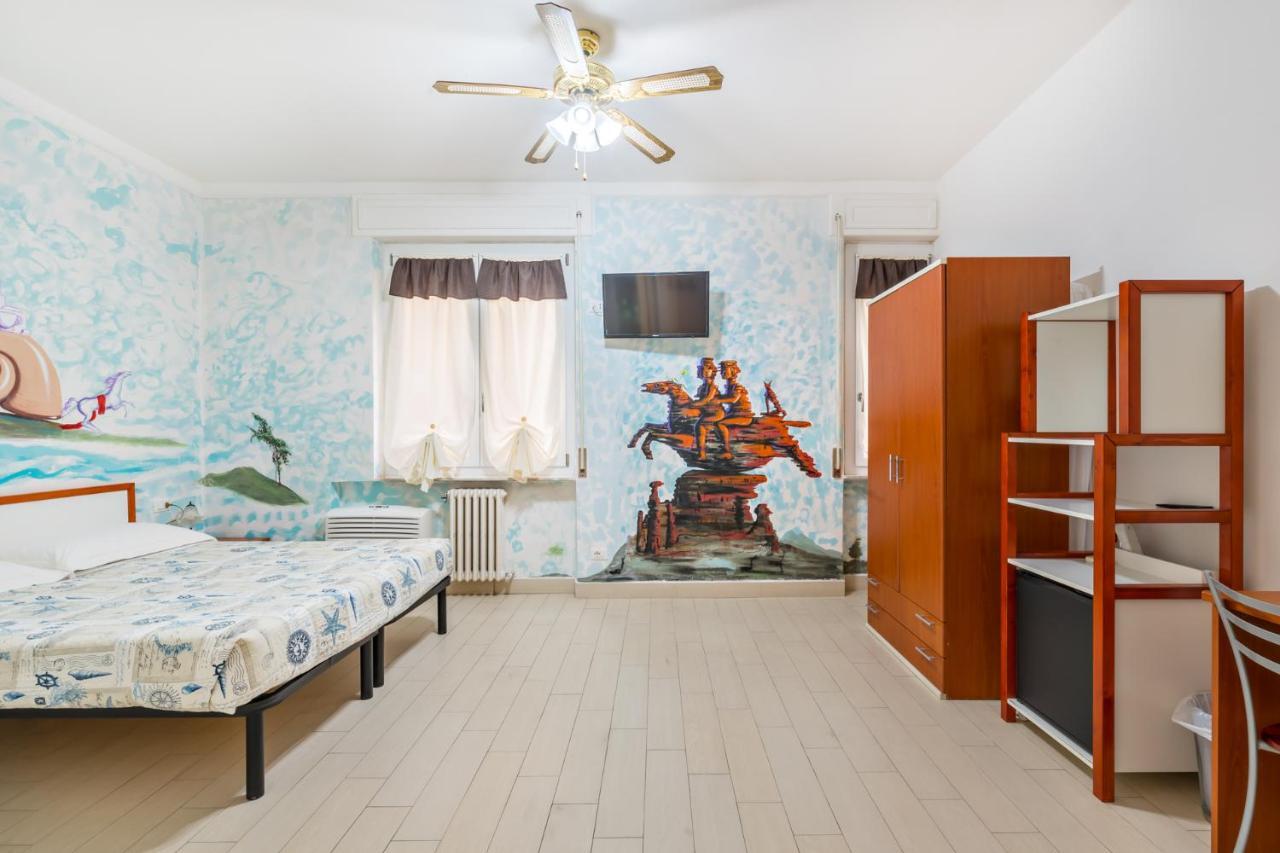 Quadruple Room Private Bathroom