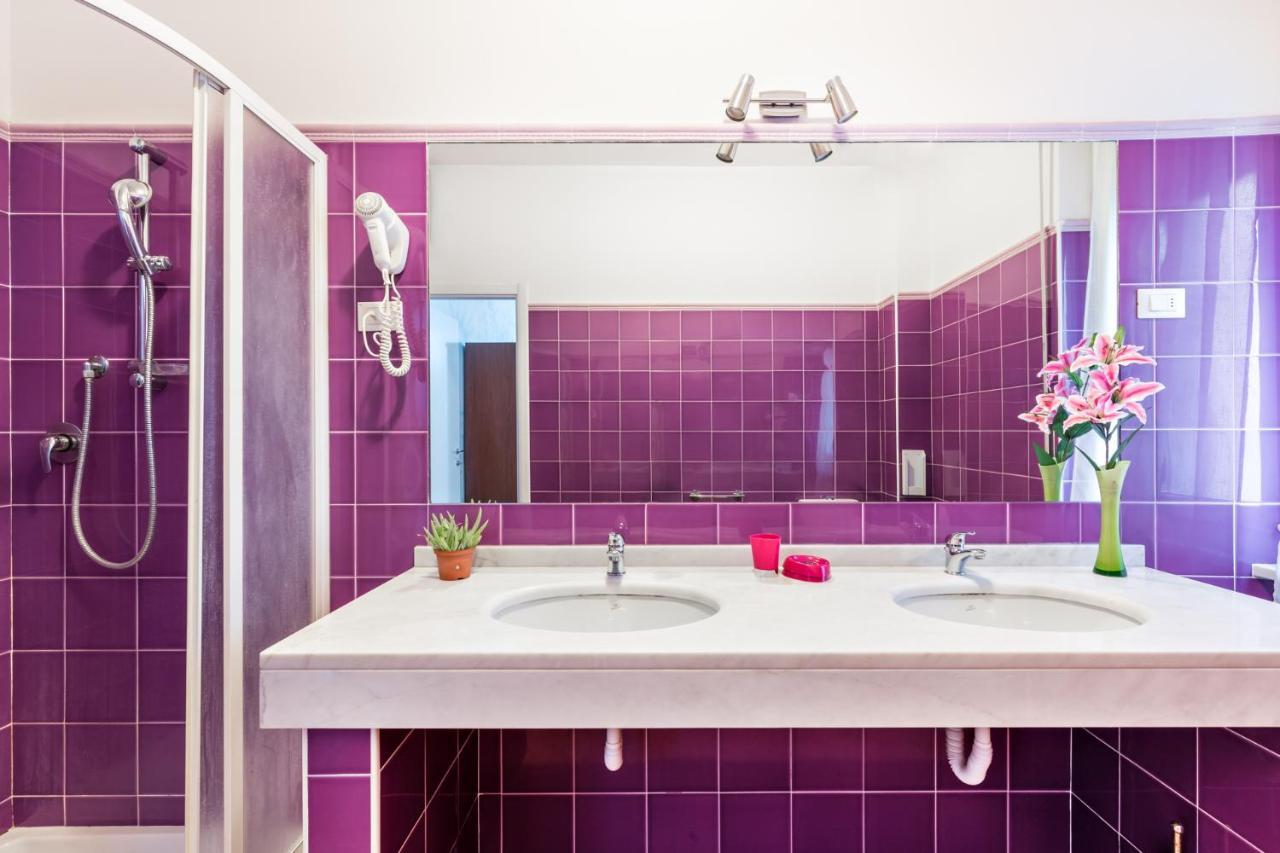 Triple Room Private Bathroom