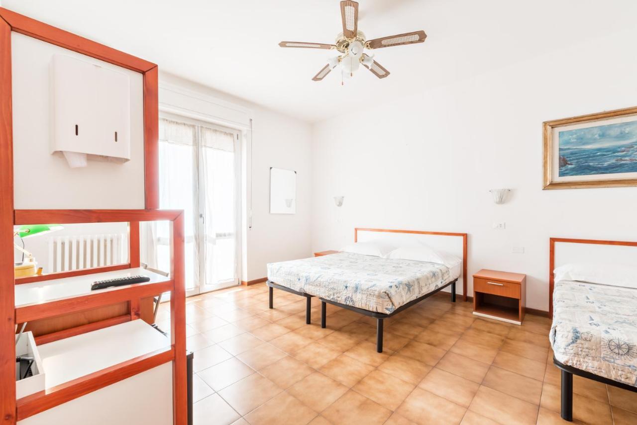 Triple Room Private Bathroom Balcony