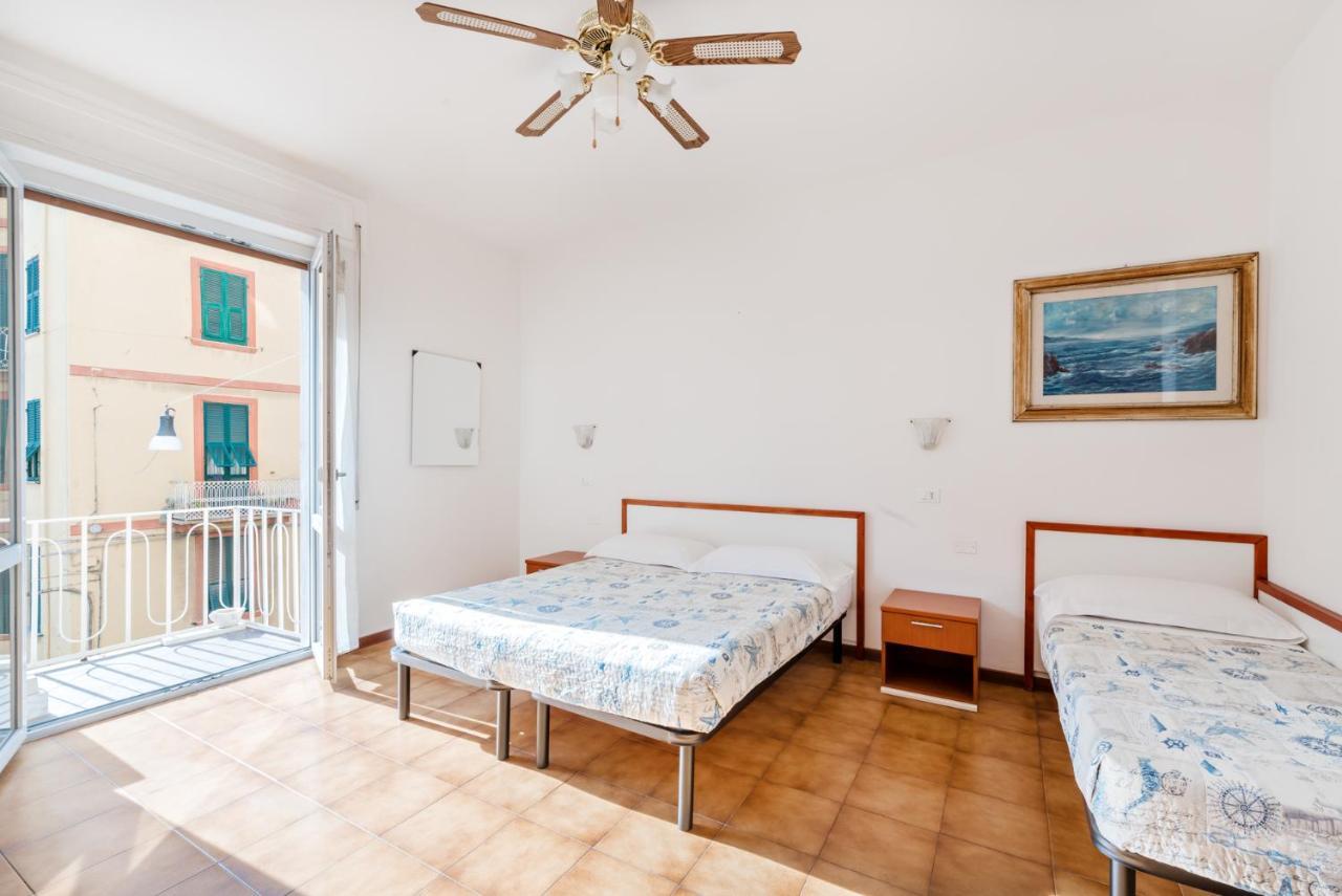 Triple Room Private Bathroom Balcony