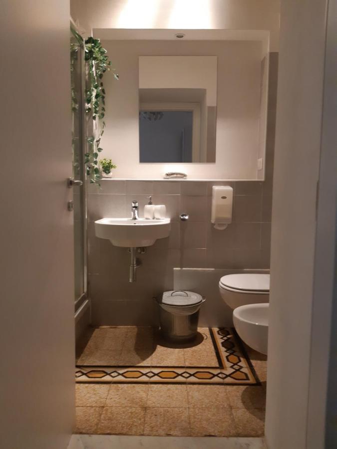 Comfort Single Room