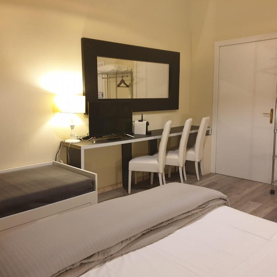 Triple Room Private Bathroom