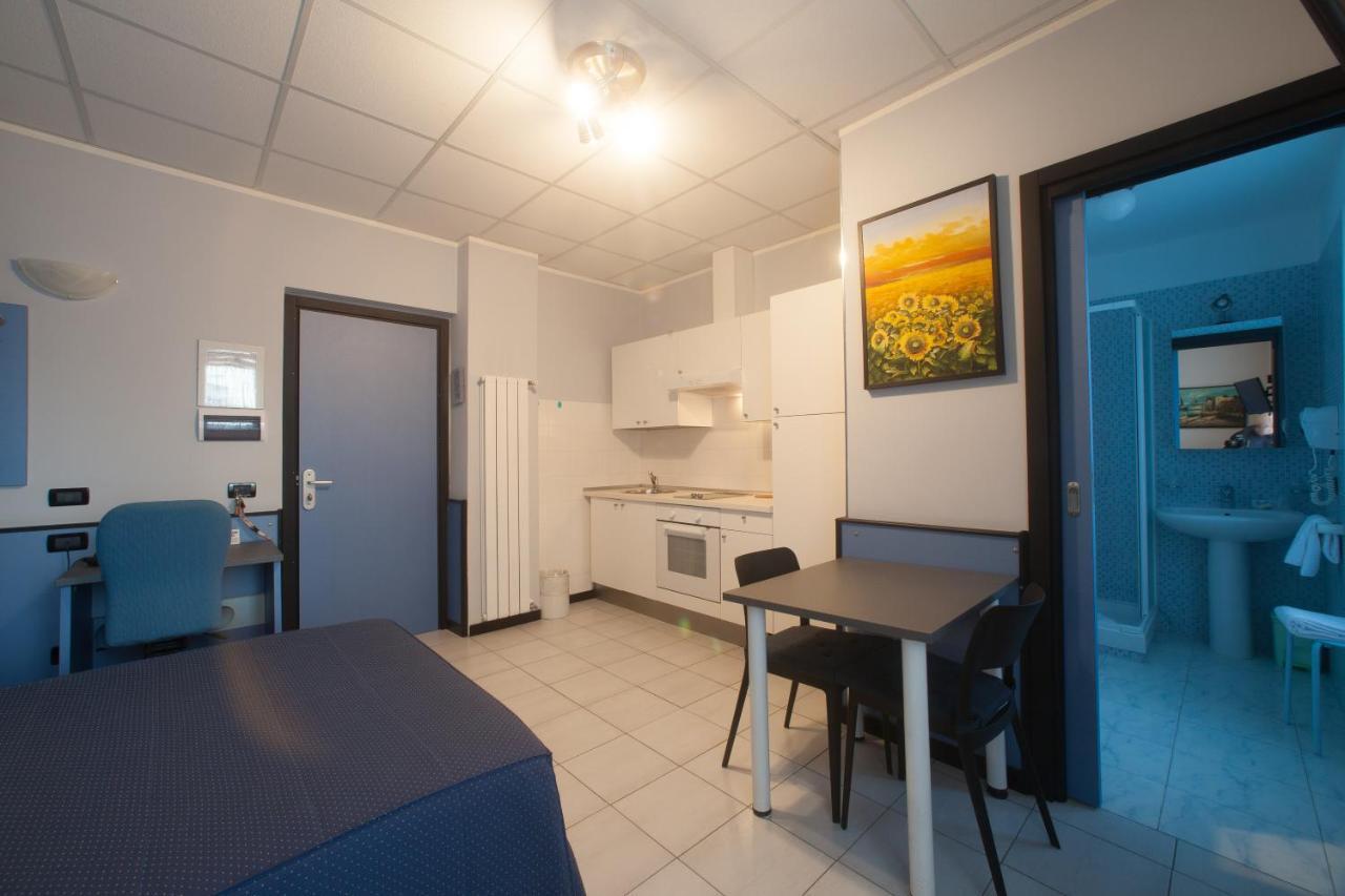 Queen Room Kitchenette Annex