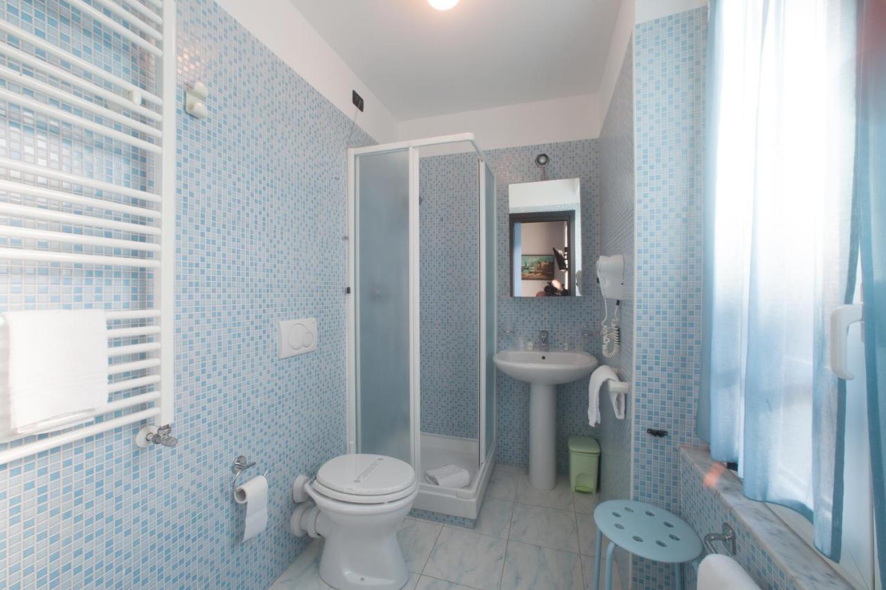 Queen Room Kitchenette Annex